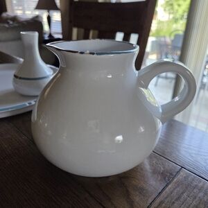 Vintage Dansk Mesa "Whitesands Collection" Stoneware 48oz Pitcher